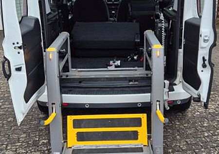 Opel Combo 1.6CDTI 70kW Hochdach, Rollstuhlrampe