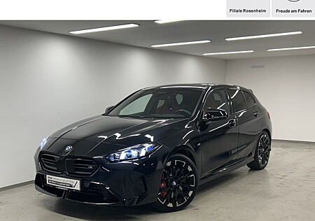 BMW M135 xDrive M Sportpaket Pro DA. Prof. PA. Plus
