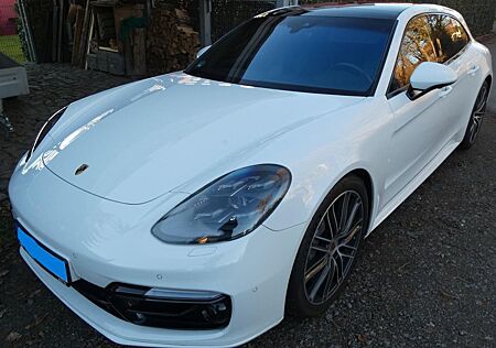 Porsche Panamera 4S Sport Turismo