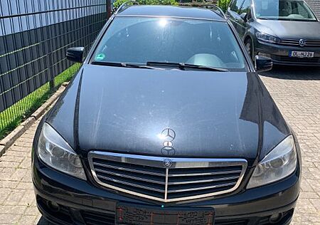 Mercedes-Benz C 200 CDI T BlueEFFICIENCY -