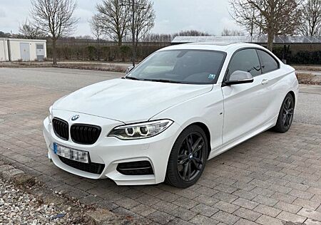 BMW M235i Coupe