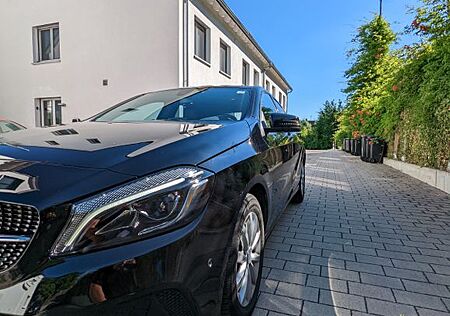 Mercedes-Benz A 180 - Automatik - 2.Hd. Scheckheft
