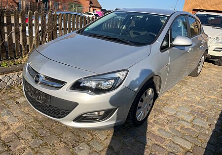Opel Astra 1.4 ecoFLEX Cosmo 74kW Neues Service