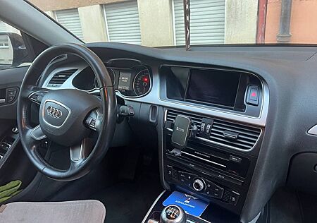 Audi A4 2.0 TDI ultra Attraction