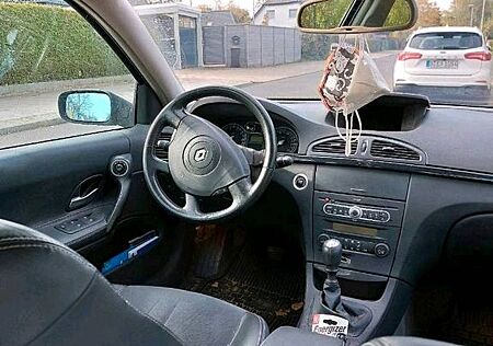 Renault Laguna Grandtour Exception 2.0 16V Turbo Exc...