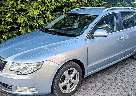 Skoda Superb 2.0 TDI DSG Ambition Combi Ambition