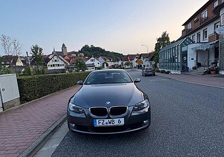 BMW 320i Cabrio -