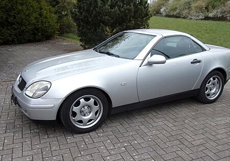 Mercedes-Benz SLK 200 Automatik Leder HU 1/2027