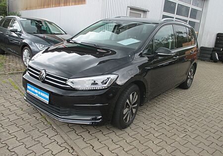 VW Touran Volkswagen 1,5 TSI DSG Move 5 Sitzer