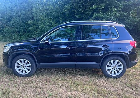 VW Tiguan Volkswagen 2.0 TDI 125kW 4MOTION Sport & Style S...