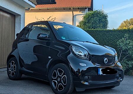 Smart ForTwo Cabrio 90 PS Benziner PDC, Klima, Sitzheizung