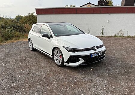 VW Golf Volkswagen VIII GTI 2.0 TSI DSG Clubsport PERFORM.