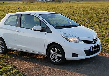 Toyota Yaris 1,0-l-Dual-VVT-i -
