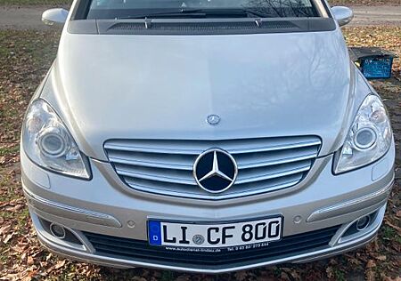 Mercedes-Benz B 200 Automatik Modell 245 TÜV 7/20027