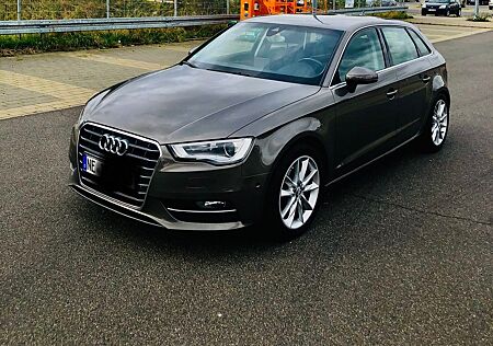 Audi A3 1.4 TFSI Automatik getriebe Navigation kamera