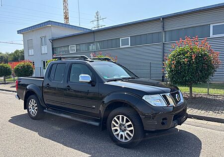 Nissan Navara Pickup Double Cab LE V6 4X4