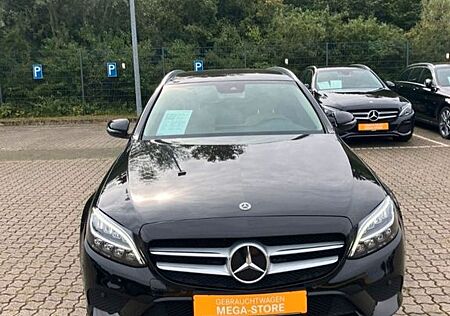 Mercedes-Benz C 220 C 220d T Autom. Garantie / Scheckeft / Pano