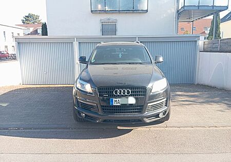 Audi Q7 3.0 S Line TDI quattro-S Line 7 Sitzer