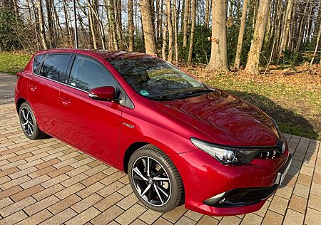 Toyota Auris Hybrid Team Deutschland 1,8-l-VVT-i Te...