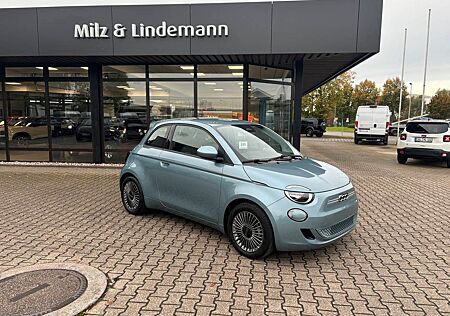 Fiat 500E NEUER Action