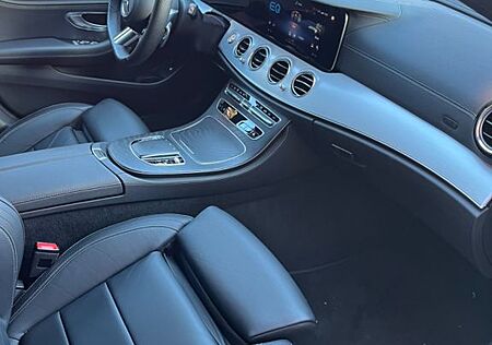 Mercedes-Benz E 300 e T Autom. -