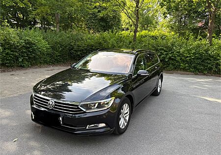 VW Passat Volkswagen 2.0 TDI SCR 110kW DSG Comfortl. Varia...