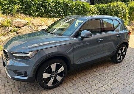 Volvo XC 40 XC40 T3 Momentum Pro /Lagom Edition Automatik