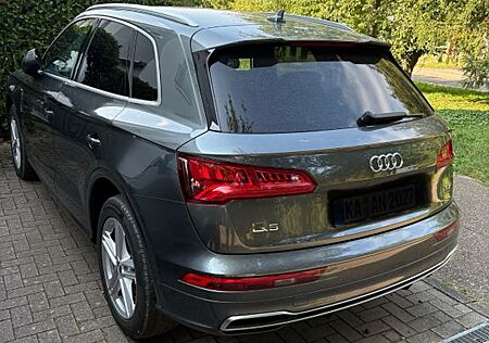 Audi Q5 2.0 TDI 140kW S tronic quattro sport sport