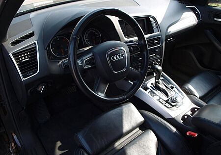 Audi Q5 3.0 TDI S tronic quattro -