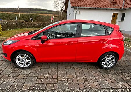 Ford Fiesta 1,0 EcoBoost 74kW S/S SYNC Edition SY...
