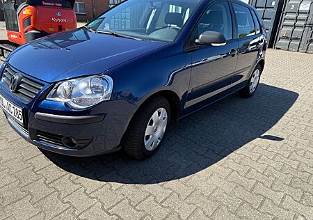 VW Polo Volkswagen 1.4 AUTO TRENDLINE Trendline