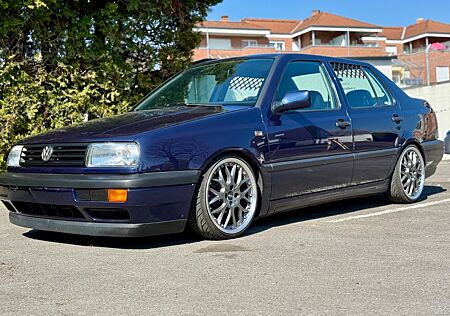 VW Vento Volkswagen CL