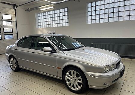 Jaguar X-Type 2.5 V6 Sport