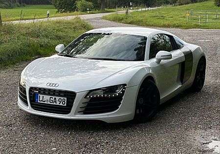 Audi R8 4.2 FSI R tronic quattro - viel erneuert