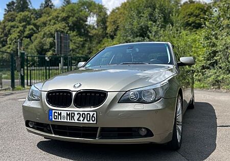BMW 530i A -