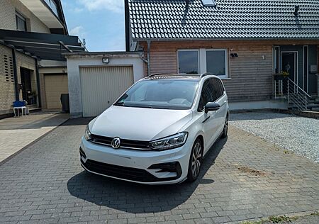 VW Touran gebraucht kaufen VW Touran Volkswagen 2.0 TDI 2X R-LINE BLACK STYLE ST.HEIZ AHK