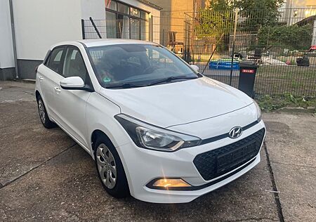 Hyundai i20 1.2 62kW Passion Plus Passion Plus 1 Hand