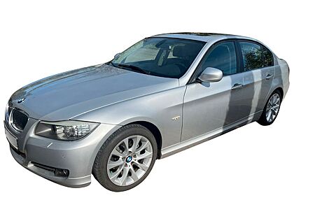 BMW 318i Limousine (E90 LCI Facelift), Automatik