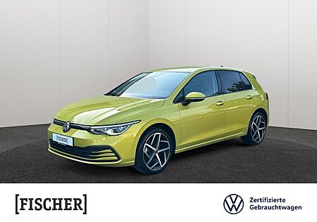 VW Golf Volkswagen VIII 1.0TSI Life Matrix Carplay SHZ PDC vor