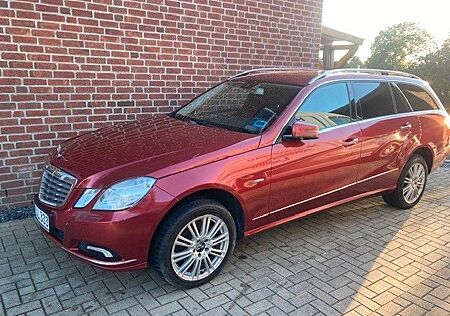 Mercedes-Benz E 350 BlueTEC 4-MATIC