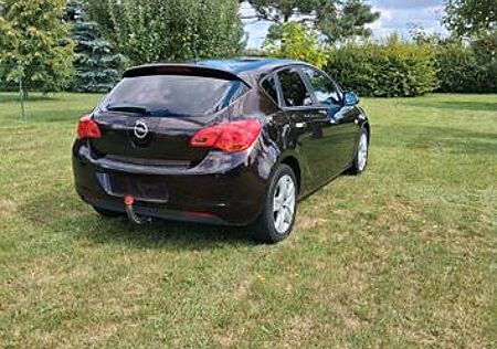 Opel Astra 1.7 CDTI ecoFLEX Design Edition 81kW S...