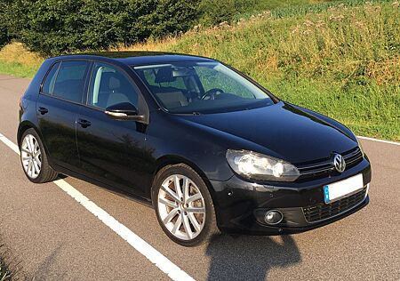 VW Golf Volkswagen 1.4 TSI 90 kW Highline Highline