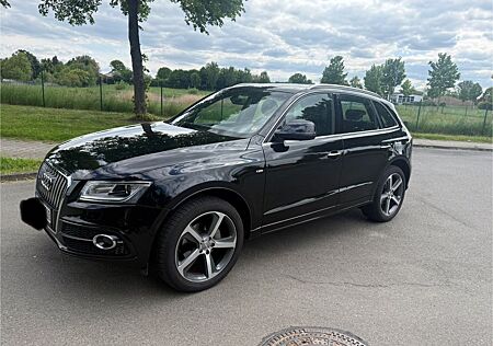Audi Q5 2TDI Stronic quattro/Pano/2Hand/AHK/Navi/20ZO