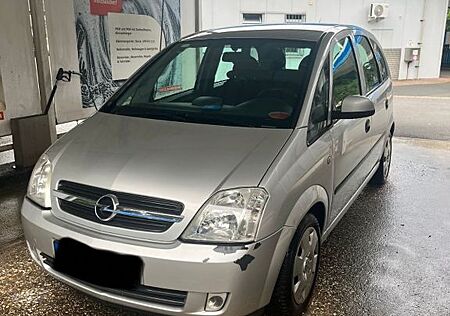 Opel Meriva 1.8 -