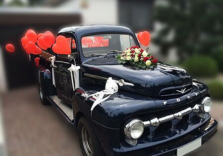 Ford F 100 Pickup F 1 mit V8, Servo und Automatik