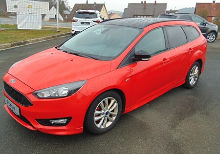 Ford Focus 1,0 EB ST-Line Red Black Sync WiPak Garan