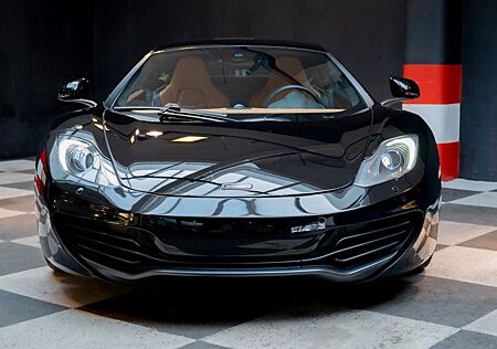 McLaren MP4-12C 3.8 V8 -