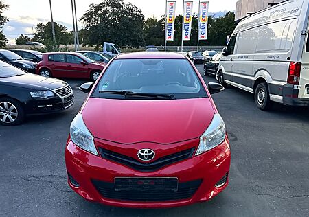 Toyota Yaris Cool