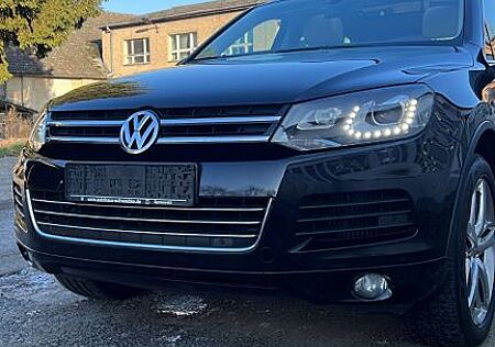 VW Touareg Volkswagen 3.0 V6 TDI Tiptronic Edition X BMT E...