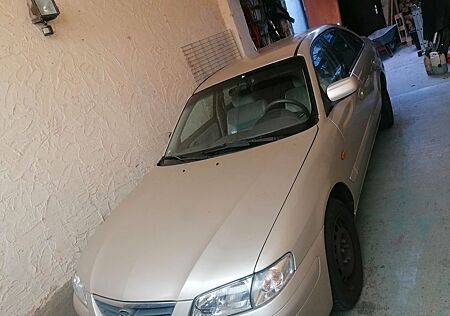 Mazda 626 2.0 85 kW Exclusive Exclusive
